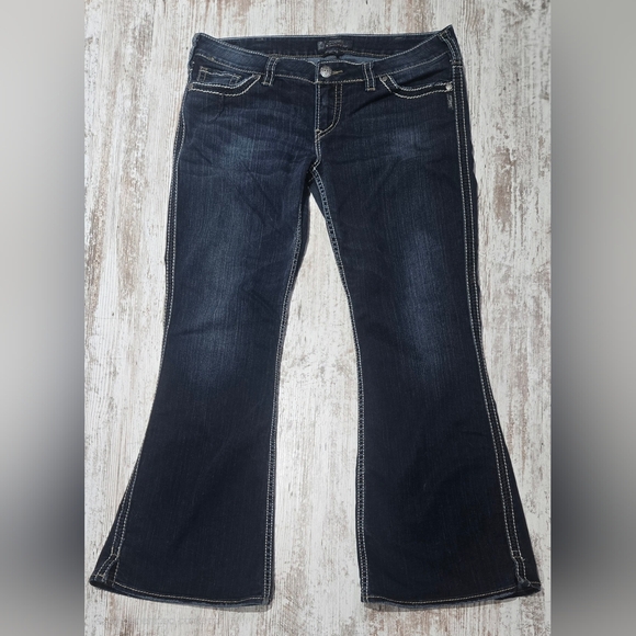 Silver Frances Women's Dark Blue Flared Jeans - Picture 1 of 5